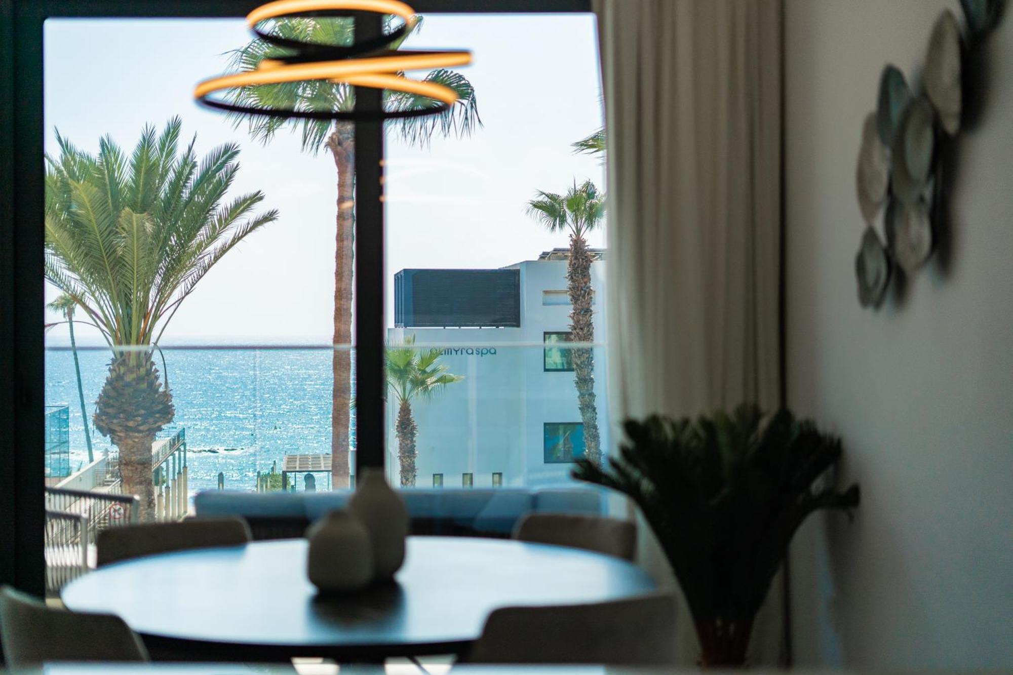 Waterside Sea View Apartments Pafos Exterior foto