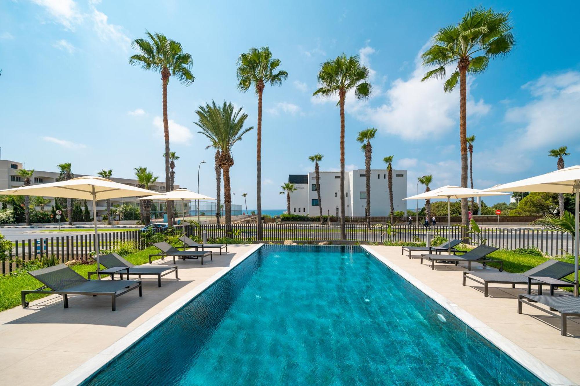 Waterside Sea View Apartments Pafos Exterior foto