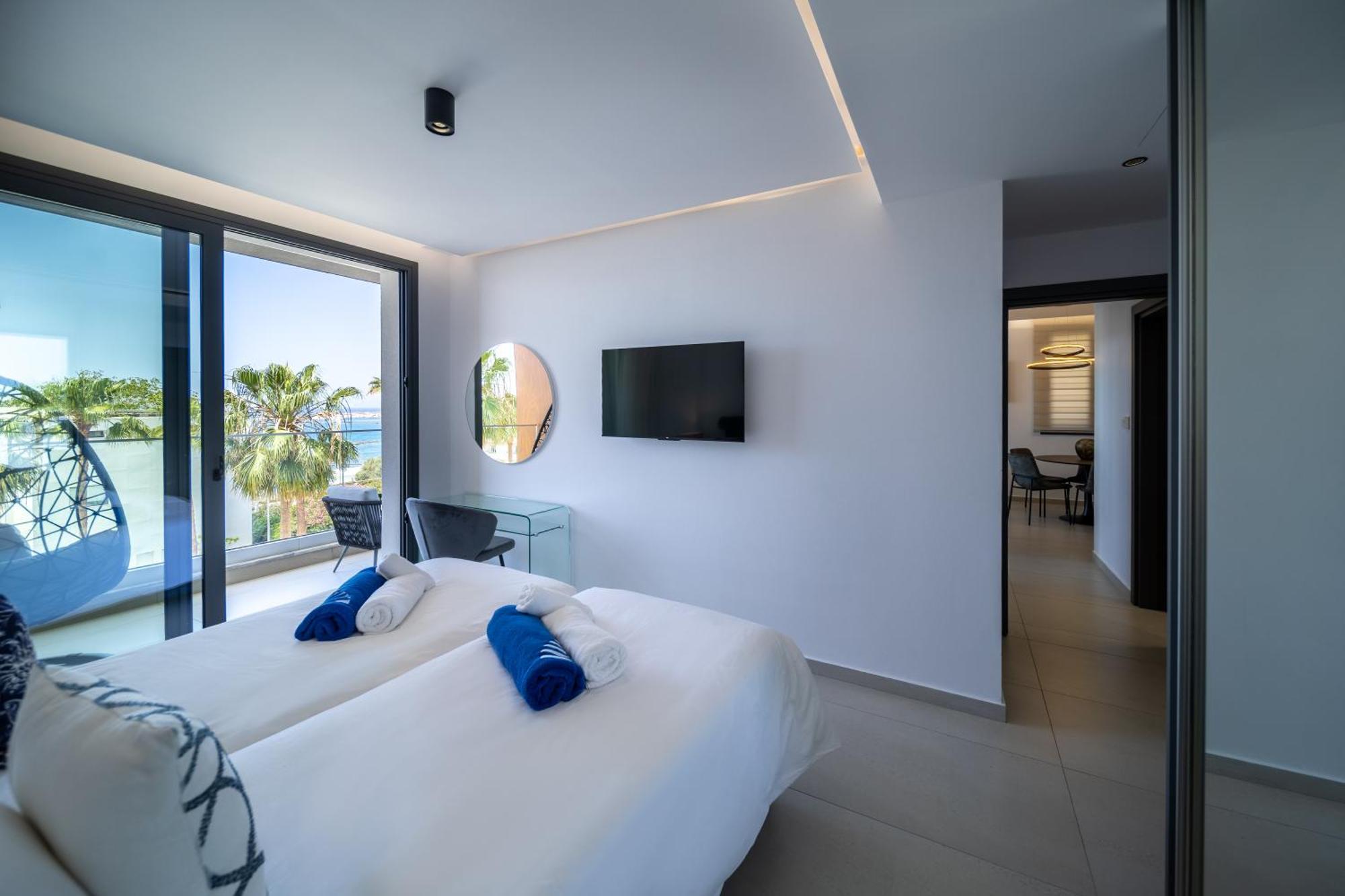 Waterside Sea View Apartments Pafos Exterior foto